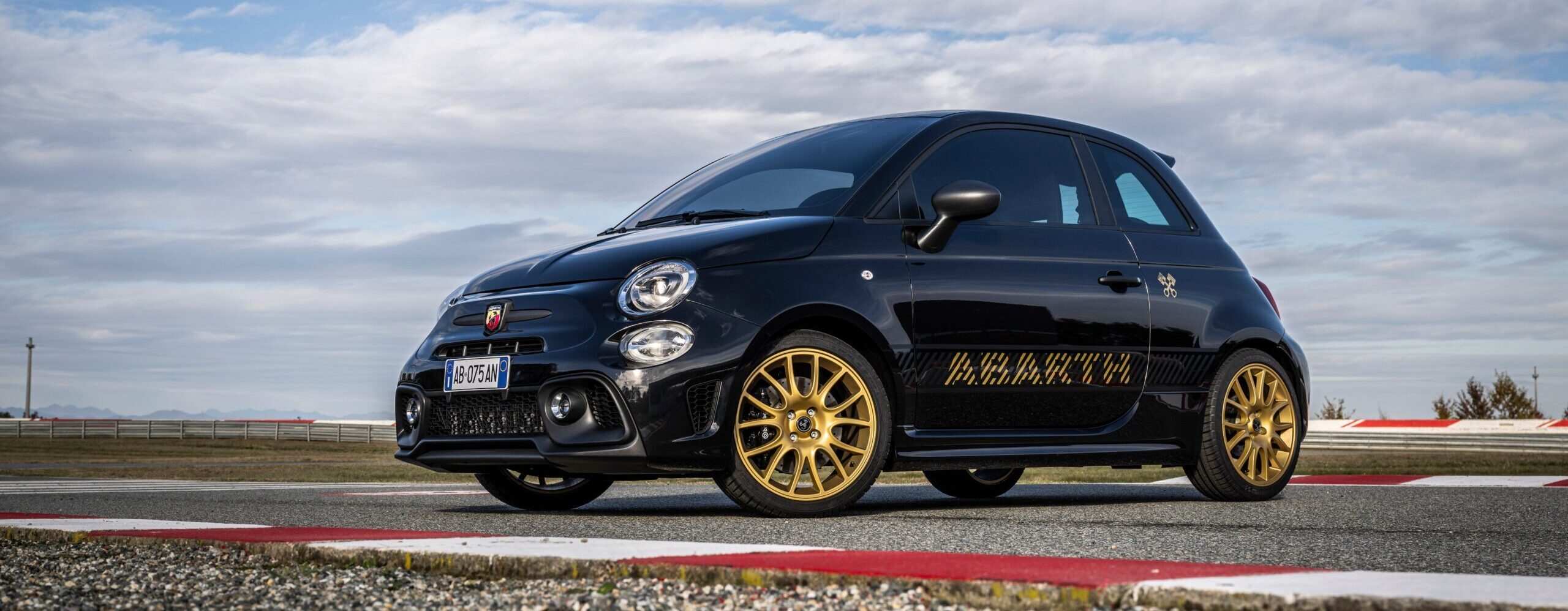 Abarth75Anniversario(4)